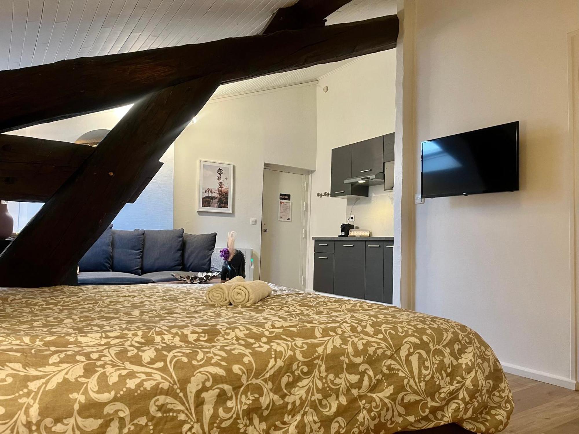 Suite Polka Lyon Exteriör bild